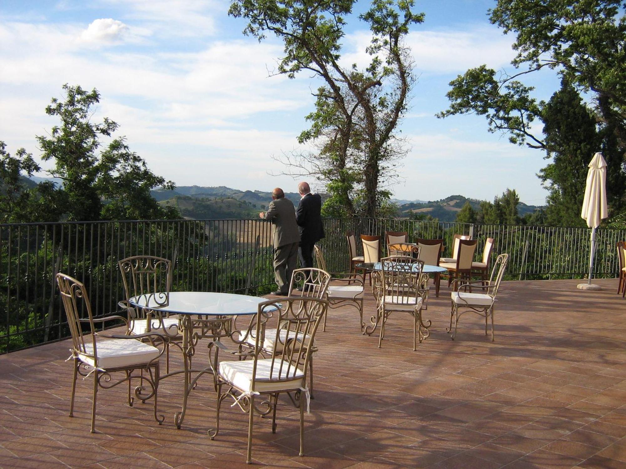 Colleverde Country House & Spa Urbino Exterior foto